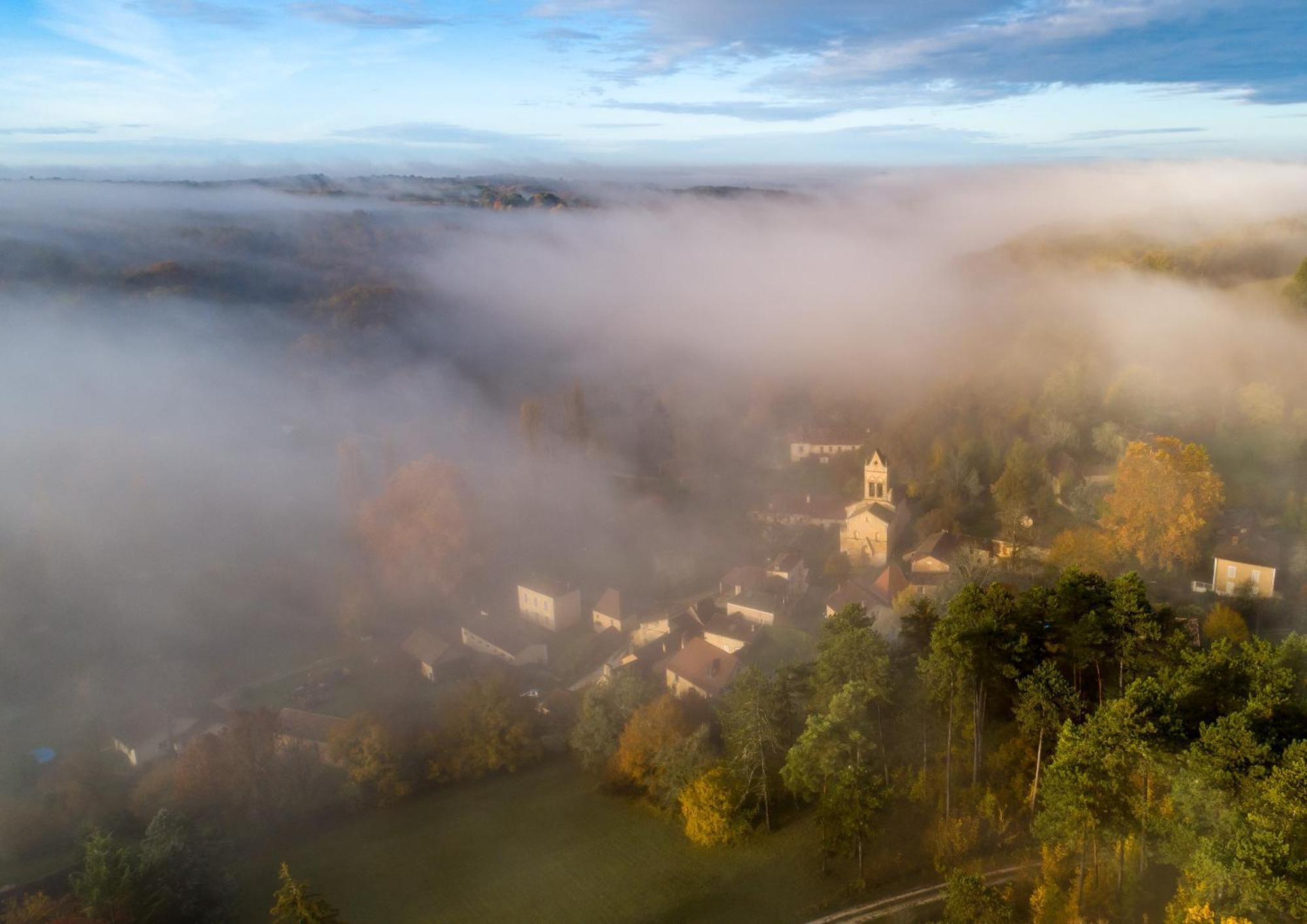 Вилла Le Manoir De St Marcel Saint-Marcel-du-Perigord Номер фото